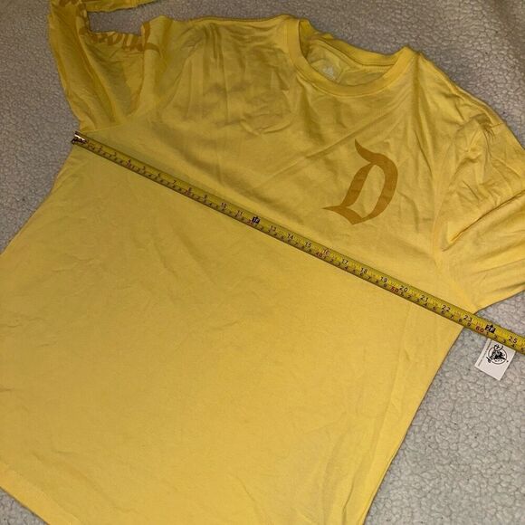 Disneyland Yellow Long Sleeve Graphic Shirt Unisex Large NWT - Picture 8 of 10
